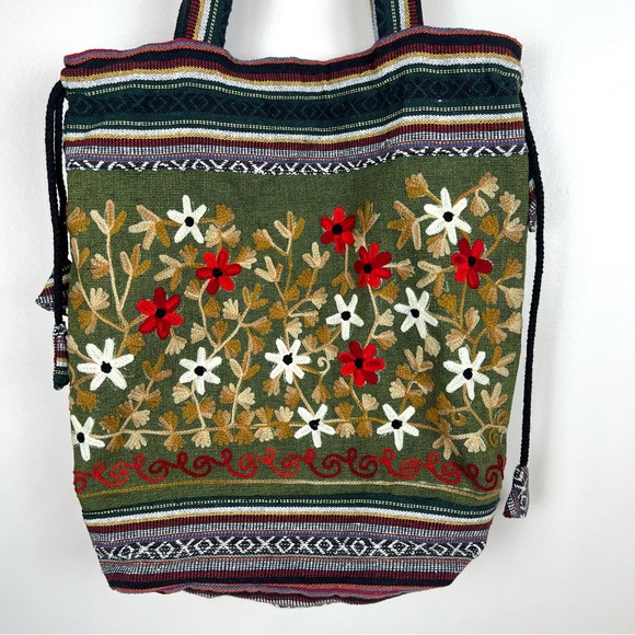 Vintage Handbags - Boho Drawstring Tote Bag Embroidered Flowers Made in Nepal